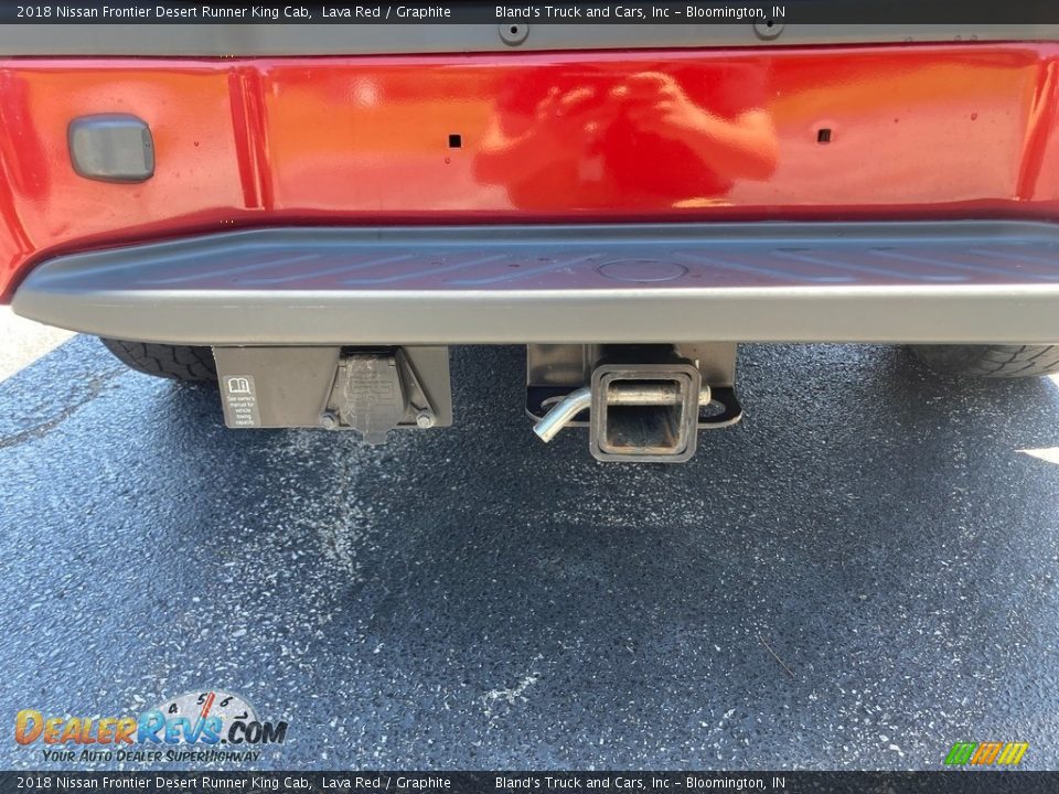 2018 Nissan Frontier Desert Runner King Cab Lava Red / Graphite Photo #31