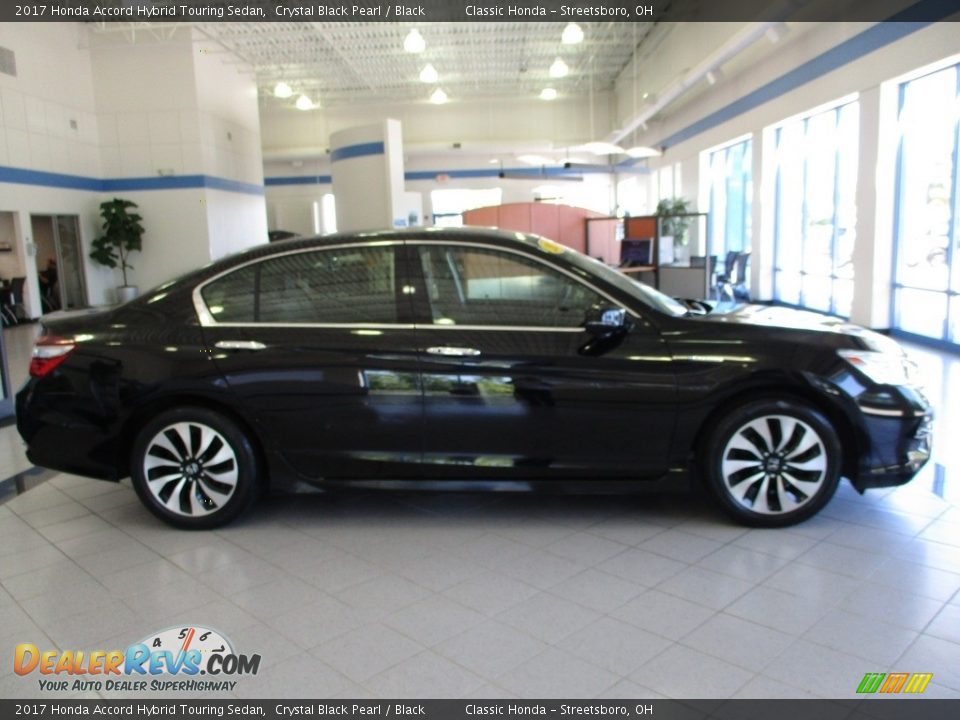 2017 Honda Accord Hybrid Touring Sedan Crystal Black Pearl / Black Photo #4