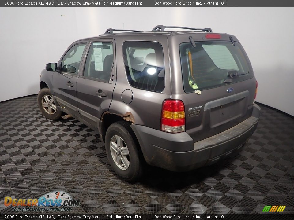 2006 Ford Escape XLS 4WD Dark Shadow Grey Metallic / Medium/Dark Flint Photo #9