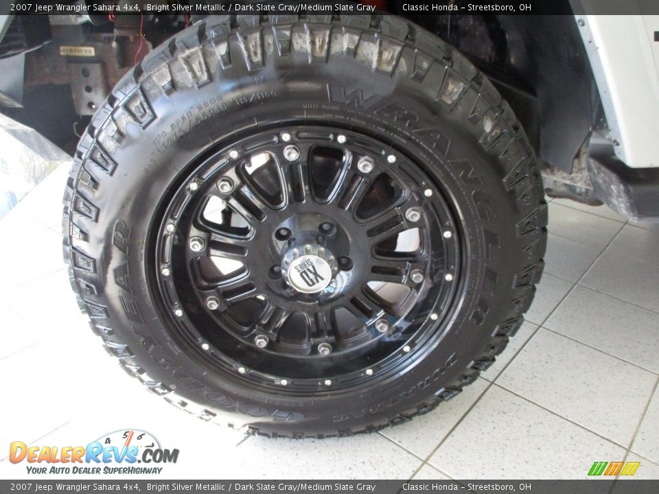 2007 Jeep Wrangler Sahara 4x4 Bright Silver Metallic / Dark Slate Gray/Medium Slate Gray Photo #12