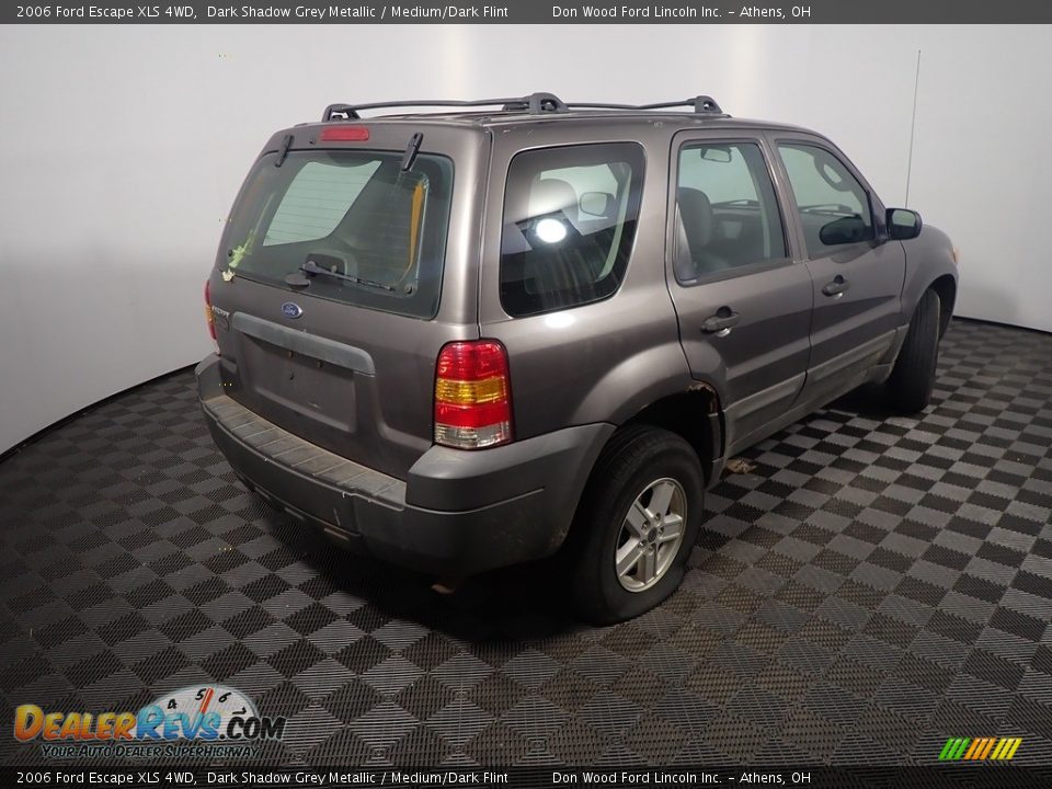 2006 Ford Escape XLS 4WD Dark Shadow Grey Metallic / Medium/Dark Flint Photo #11