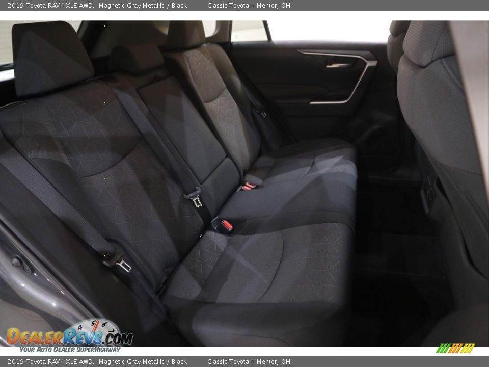 2019 Toyota RAV4 XLE AWD Magnetic Gray Metallic / Black Photo #15