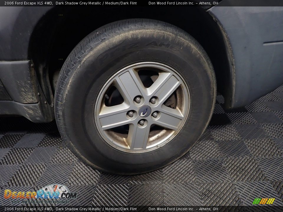 2006 Ford Escape XLS 4WD Dark Shadow Grey Metallic / Medium/Dark Flint Photo #12