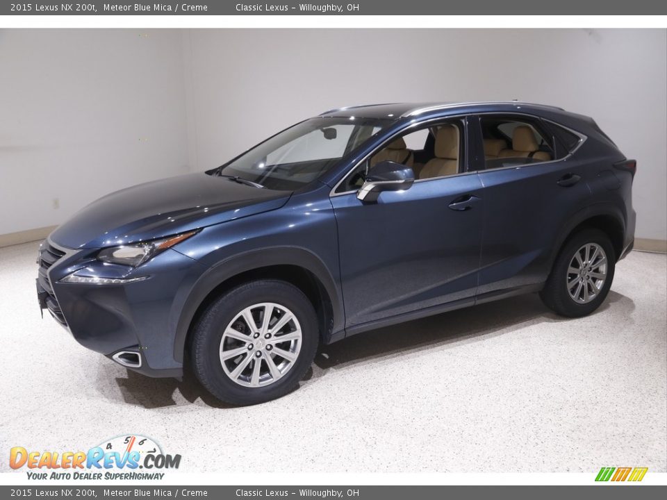 Front 3/4 View of 2015 Lexus NX 200t Photo #3