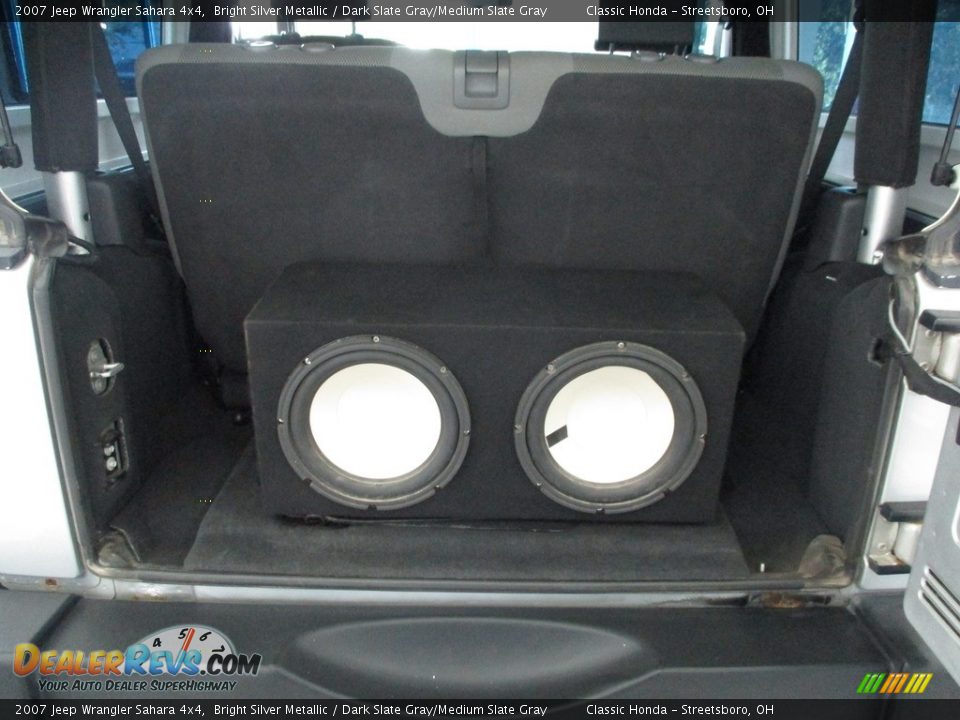 2007 Jeep Wrangler Sahara 4x4 Bright Silver Metallic / Dark Slate Gray/Medium Slate Gray Photo #22