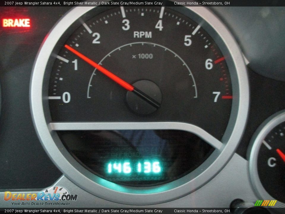 2007 Jeep Wrangler Sahara 4x4 Bright Silver Metallic / Dark Slate Gray/Medium Slate Gray Photo #28