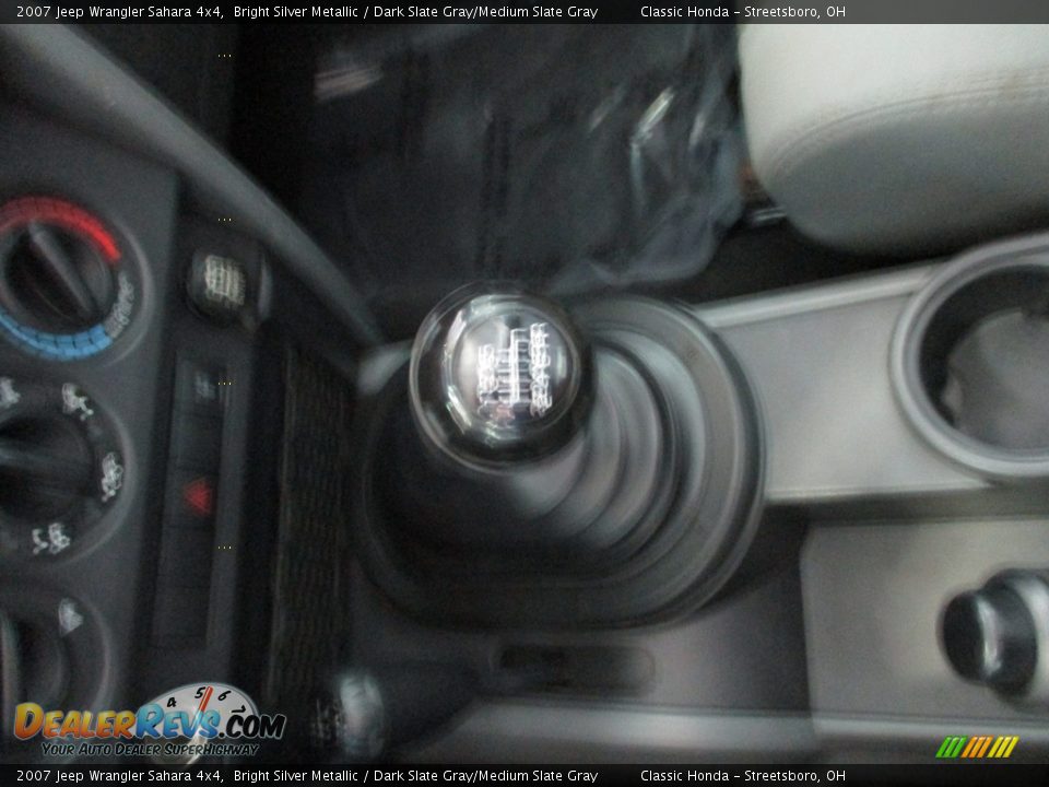 2007 Jeep Wrangler Sahara 4x4 Bright Silver Metallic / Dark Slate Gray/Medium Slate Gray Photo #29