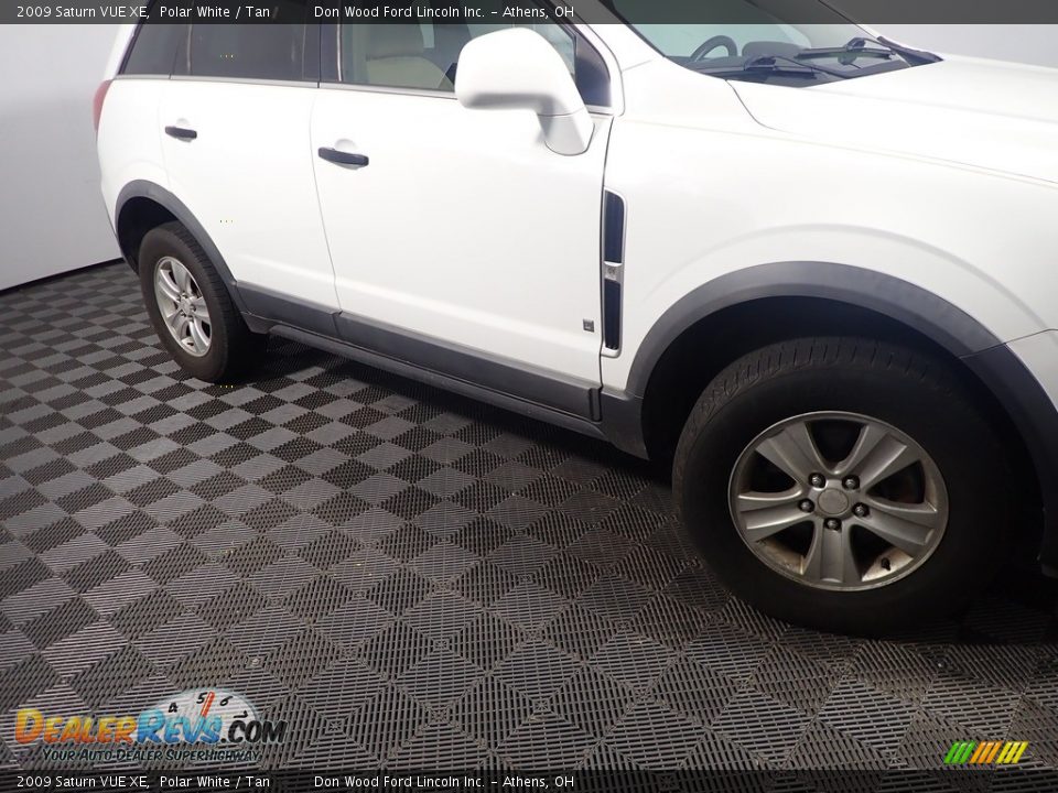 2009 Saturn VUE XE Polar White / Tan Photo #3