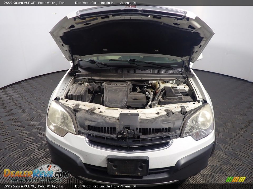 2009 Saturn VUE XE Polar White / Tan Photo #5