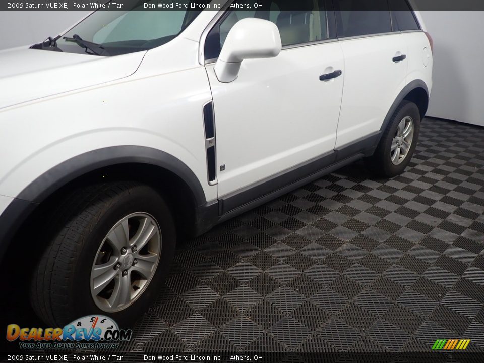 2009 Saturn VUE XE Polar White / Tan Photo #8