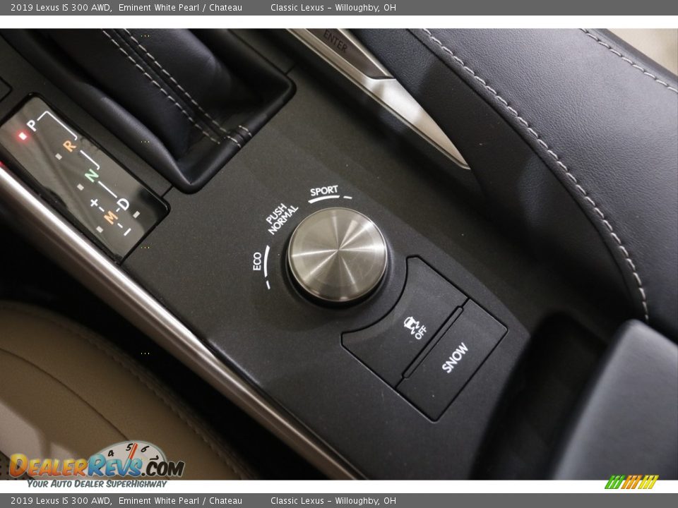 Controls of 2019 Lexus IS 300 AWD Photo #17