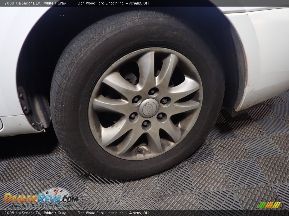 2008 Kia Sedona EX White / Gray Photo #12