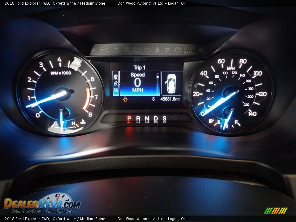 2018 Ford Explorer FWD Oxford White / Medium Stone Photo #17