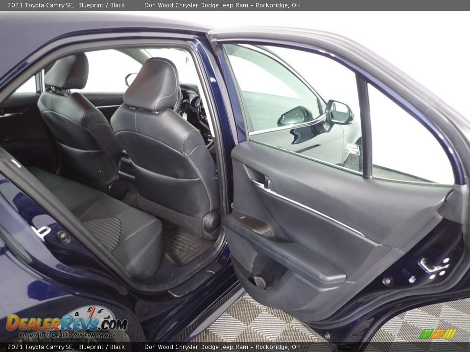 2021 Toyota Camry SE Blueprint / Black Photo #28
