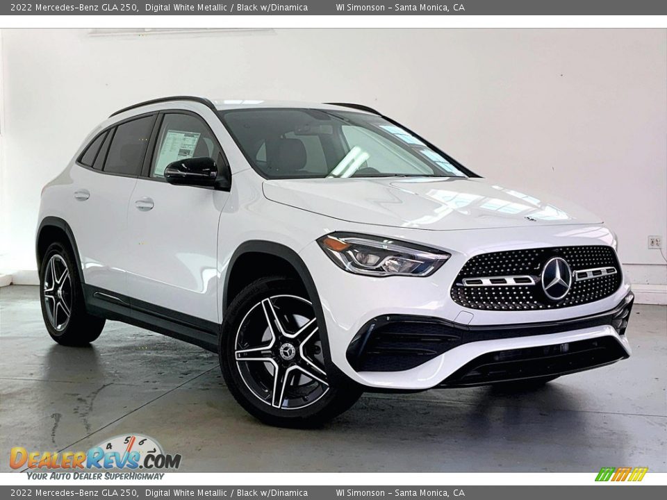 2022 Mercedes-Benz GLA 250 Digital White Metallic / Black w/Dinamica Photo #12