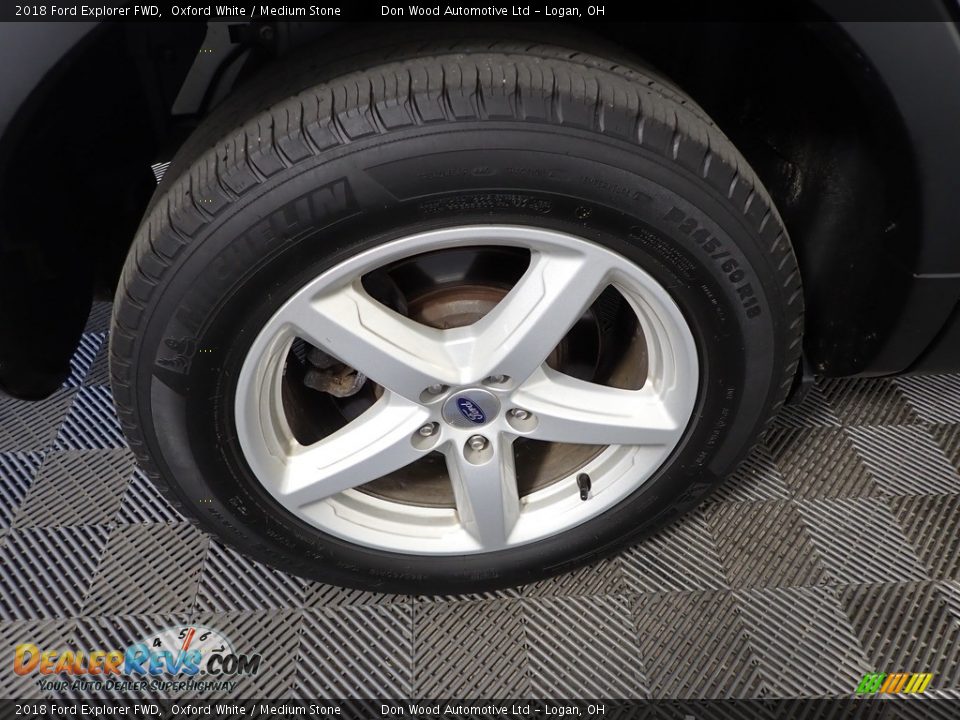 2018 Ford Explorer FWD Oxford White / Medium Stone Photo #31