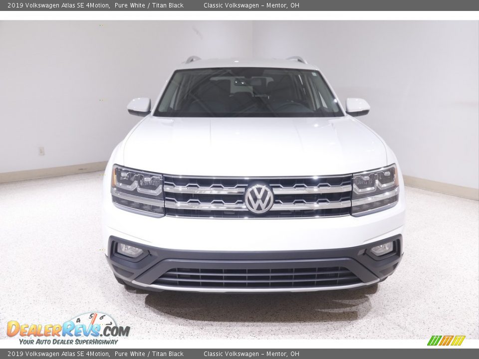 2019 Volkswagen Atlas SE 4Motion Pure White / Titan Black Photo #2
