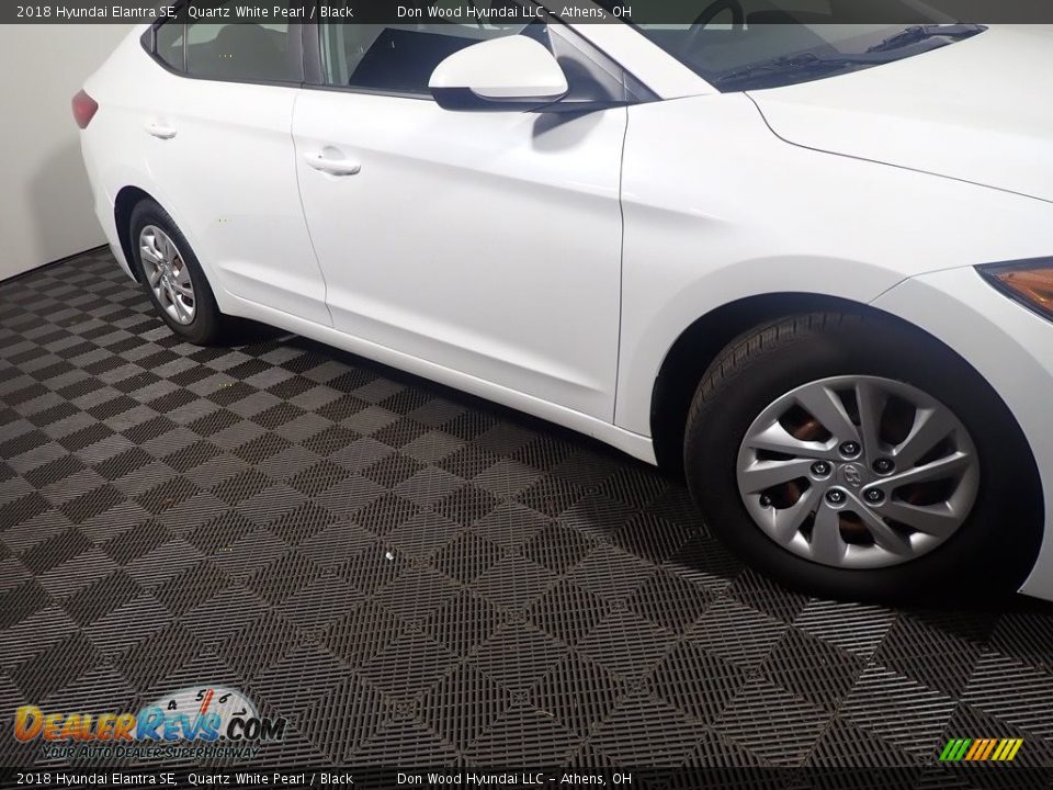 2018 Hyundai Elantra SE Quartz White Pearl / Black Photo #3