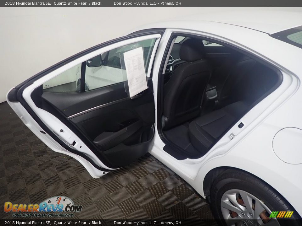 2018 Hyundai Elantra SE Quartz White Pearl / Black Photo #33