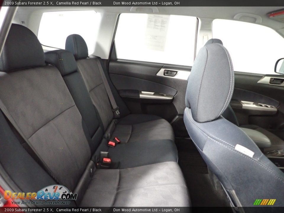 2009 Subaru Forester 2.5 X Camellia Red Pearl / Black Photo #26