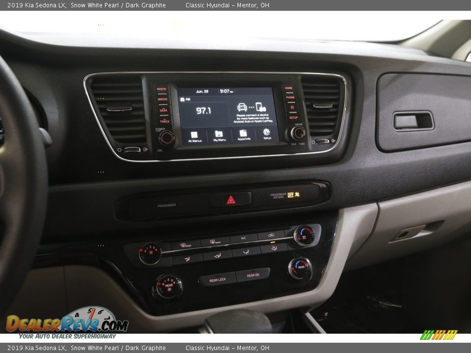2019 Kia Sedona LX Snow White Pearl / Dark Graphite Photo #9