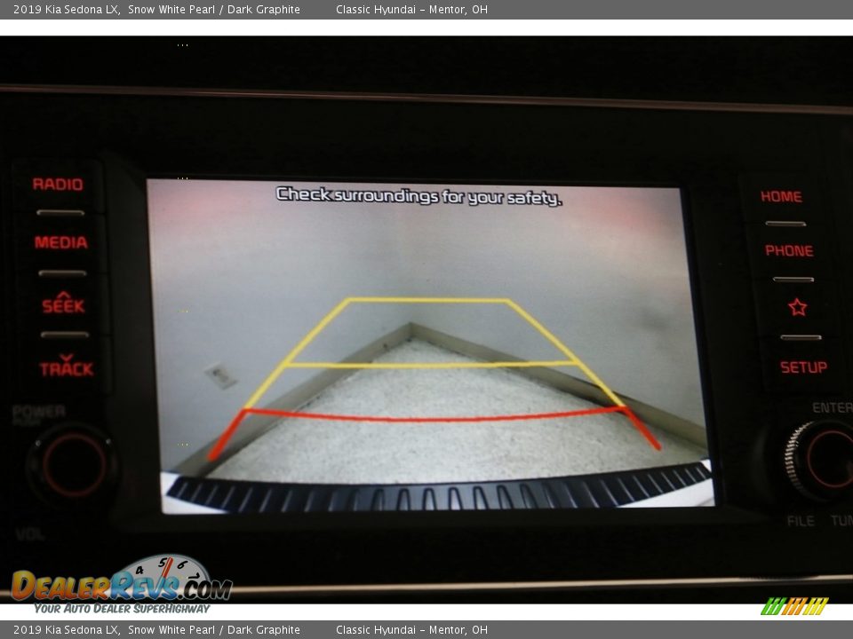 2019 Kia Sedona LX Snow White Pearl / Dark Graphite Photo #11