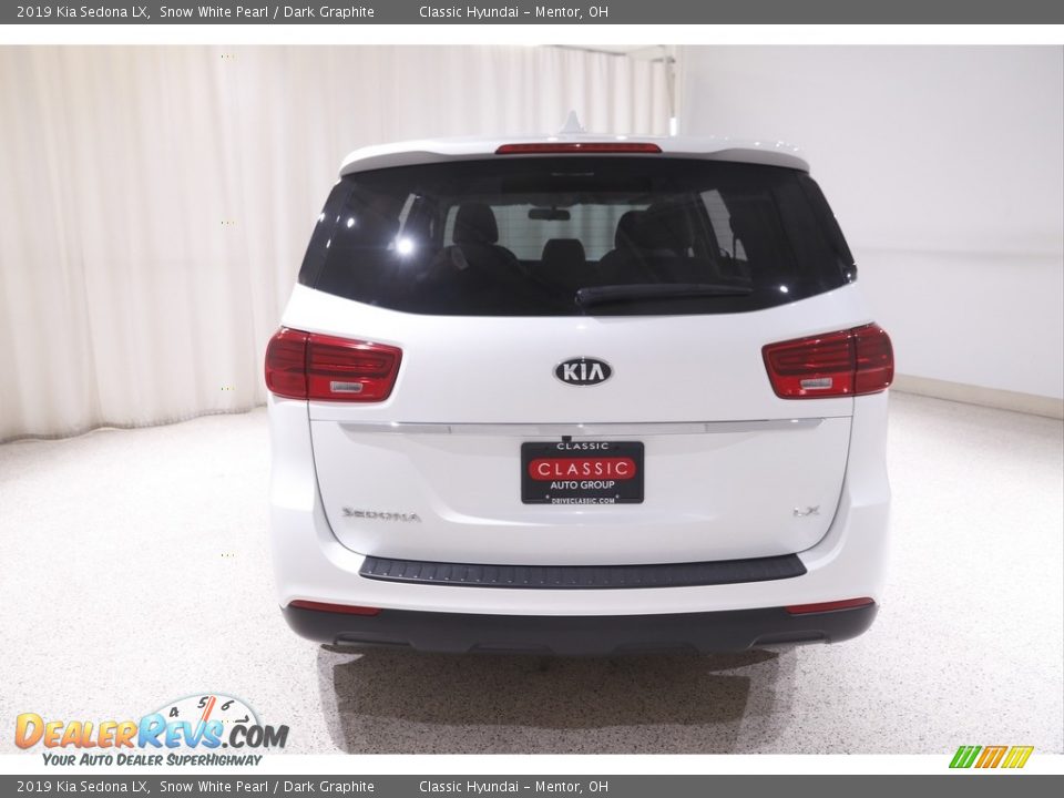 2019 Kia Sedona LX Snow White Pearl / Dark Graphite Photo #18