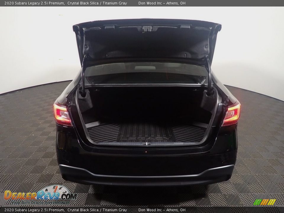 2020 Subaru Legacy 2.5i Premium Crystal Black Silica / Titanium Gray Photo #17