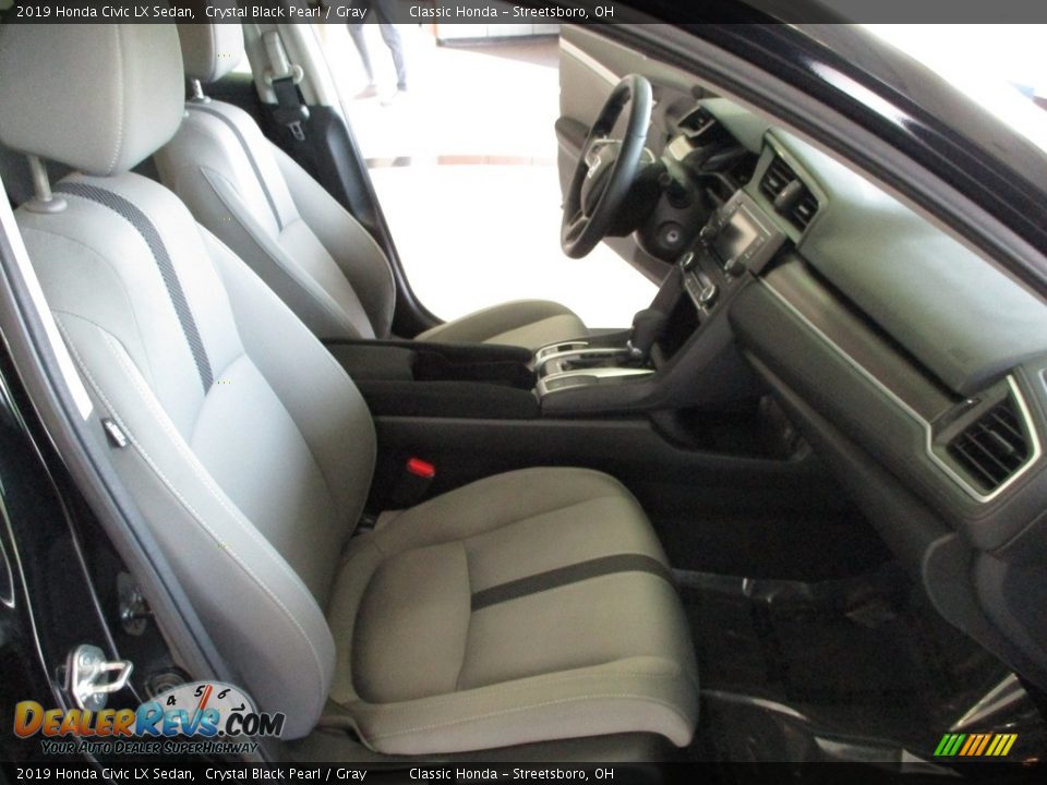 2019 Honda Civic LX Sedan Crystal Black Pearl / Gray Photo #16