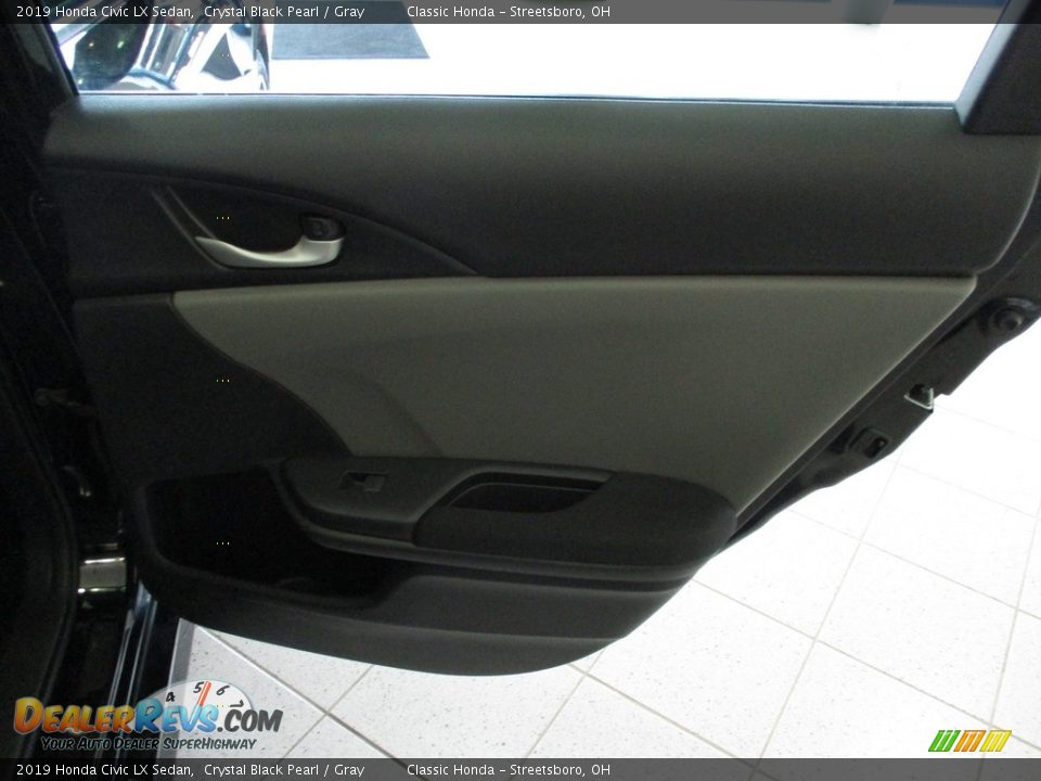 2019 Honda Civic LX Sedan Crystal Black Pearl / Gray Photo #17