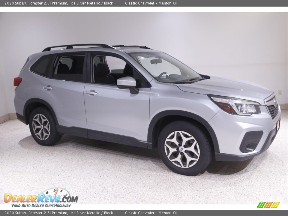 2020 Subaru Forester 2.5i Premium Ice Silver Metallic / Black Photo #1