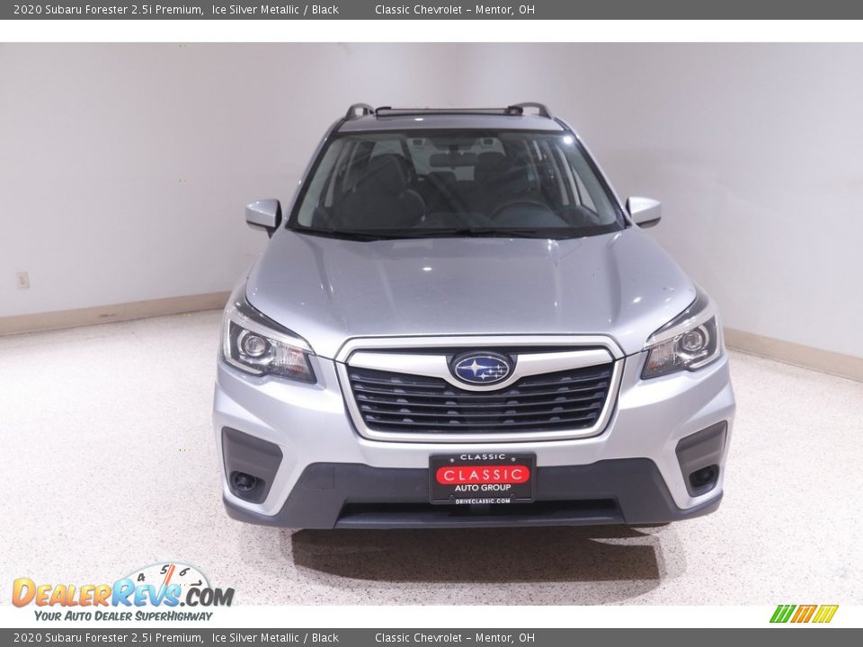 2020 Subaru Forester 2.5i Premium Ice Silver Metallic / Black Photo #2