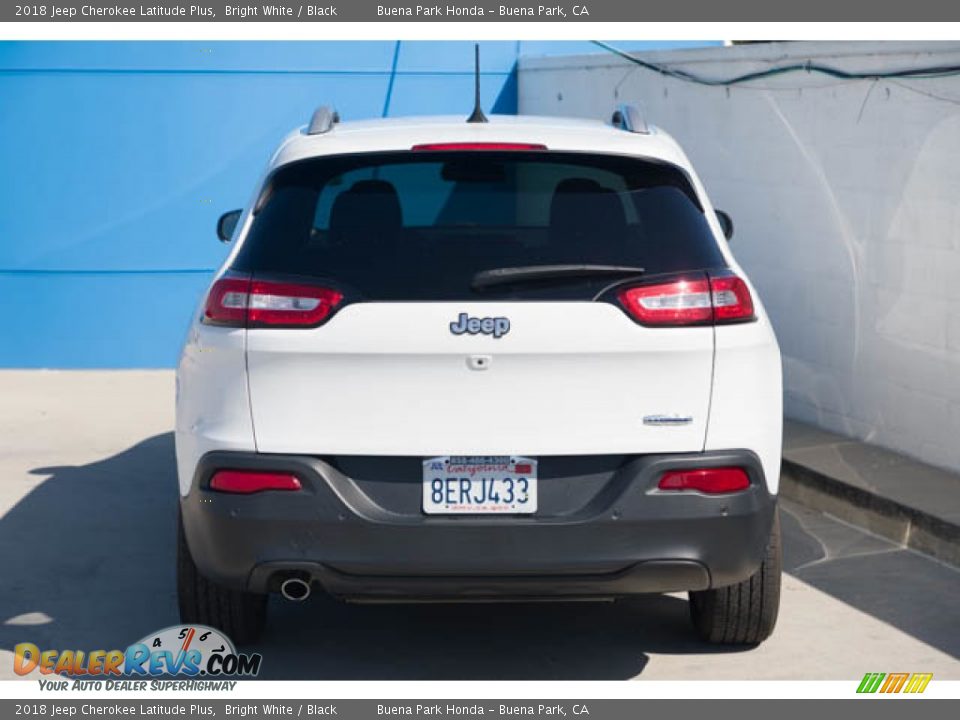 2018 Jeep Cherokee Latitude Plus Bright White / Black Photo #9