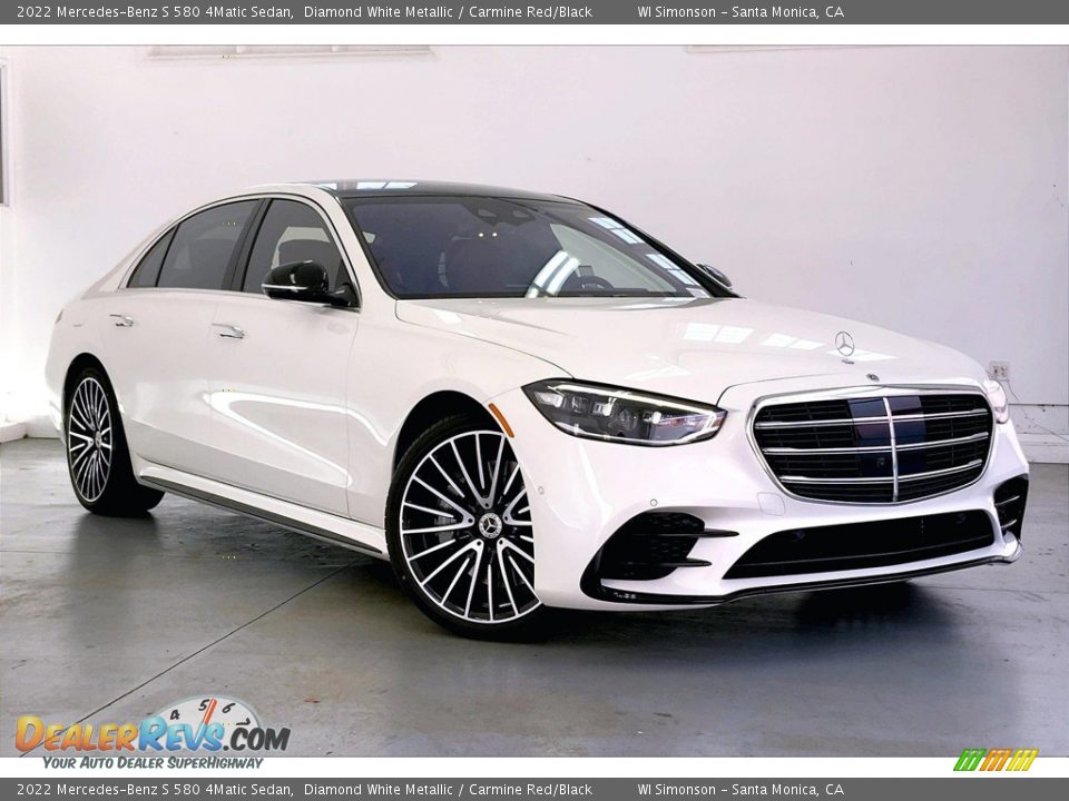 Front 3/4 View of 2022 Mercedes-Benz S 580 4Matic Sedan Photo #12