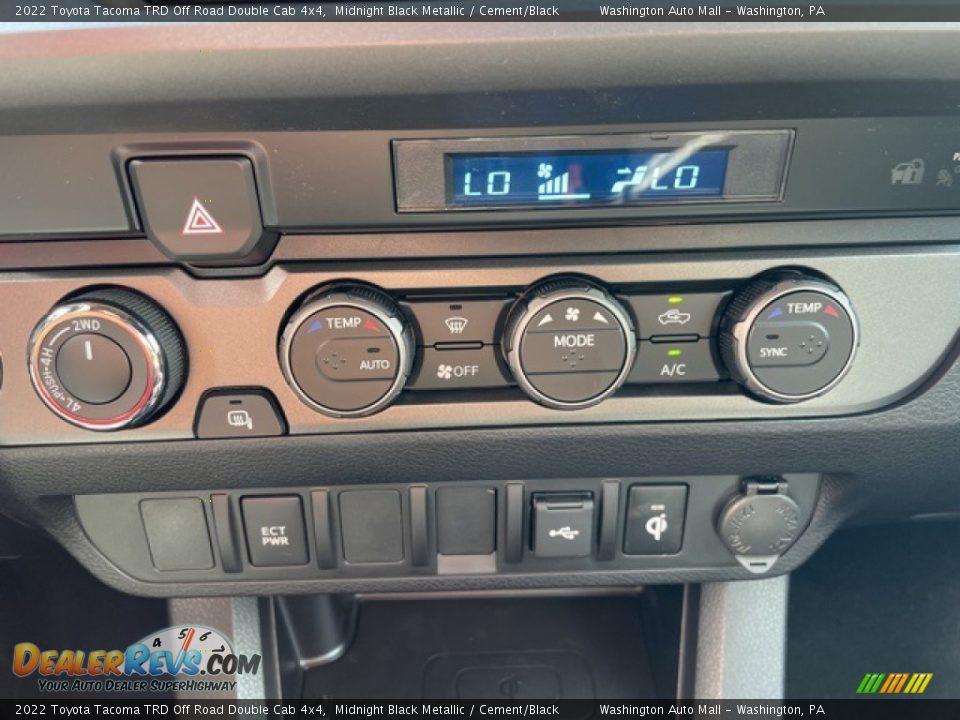 2022 Toyota Tacoma TRD Off Road Double Cab 4x4 Midnight Black Metallic / Cement/Black Photo #13