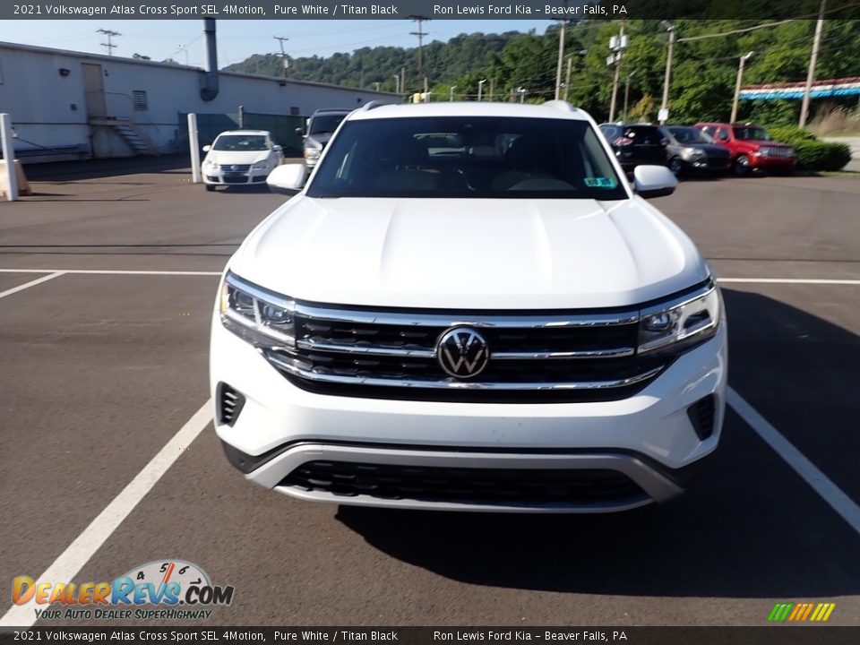 2021 Volkswagen Atlas Cross Sport SEL 4Motion Pure White / Titan Black Photo #2