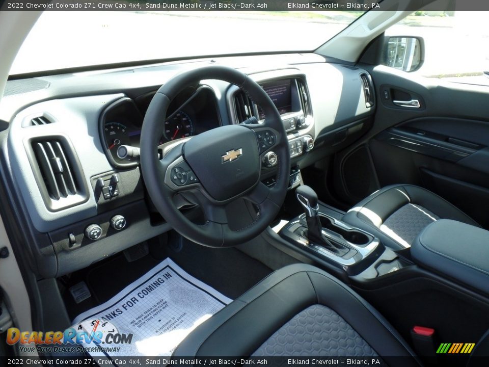 Dashboard of 2022 Chevrolet Colorado Z71 Crew Cab 4x4 Photo #18