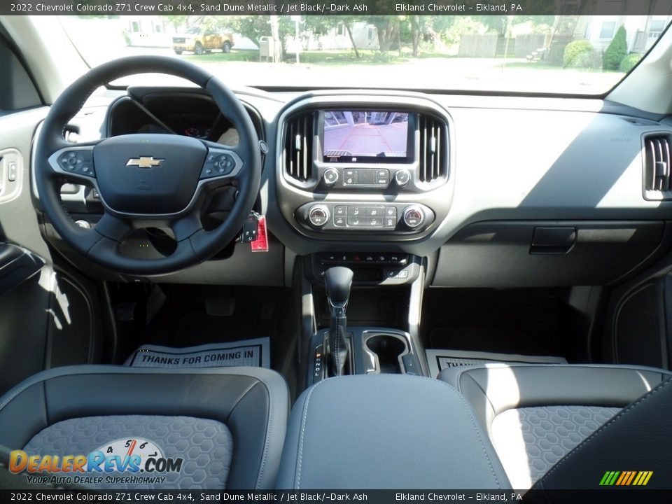 Front Seat of 2022 Chevrolet Colorado Z71 Crew Cab 4x4 Photo #32