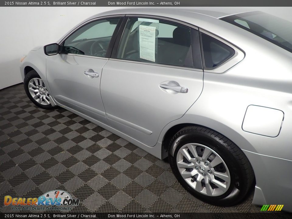 2015 Nissan Altima 2.5 S Brilliant Silver / Charcoal Photo #17