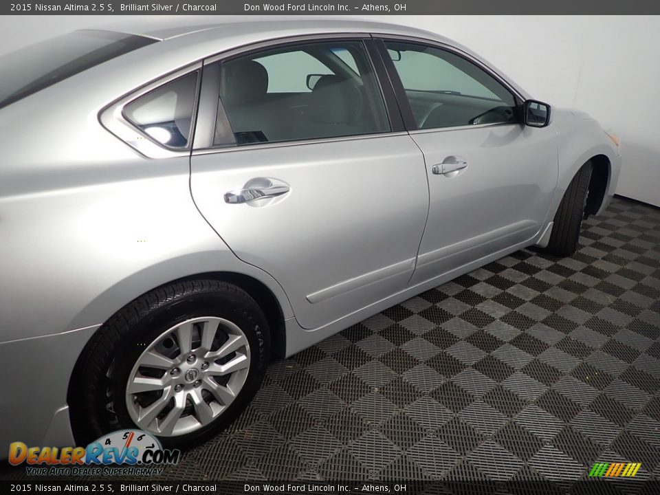 2015 Nissan Altima 2.5 S Brilliant Silver / Charcoal Photo #18