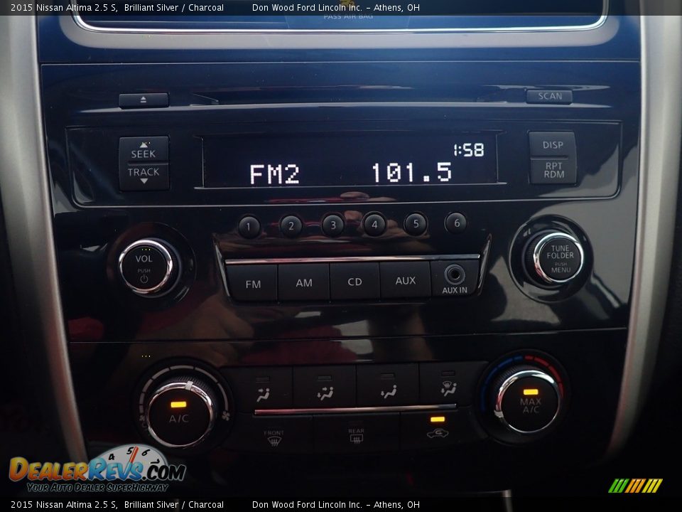 2015 Nissan Altima 2.5 S Brilliant Silver / Charcoal Photo #25