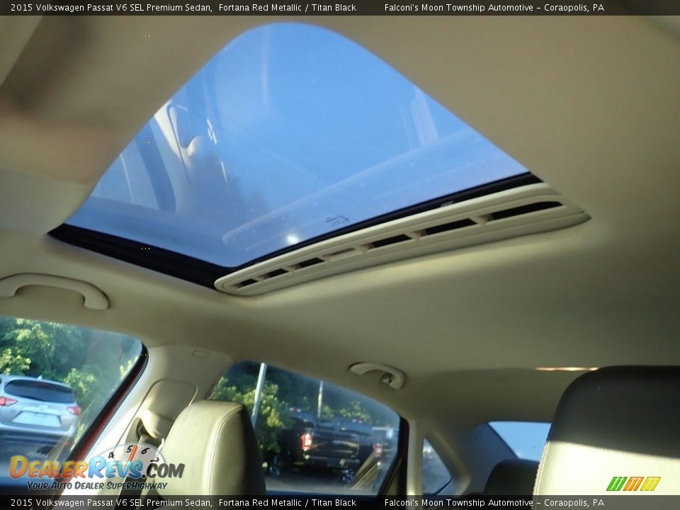 Sunroof of 2015 Volkswagen Passat V6 SEL Premium Sedan Photo #24