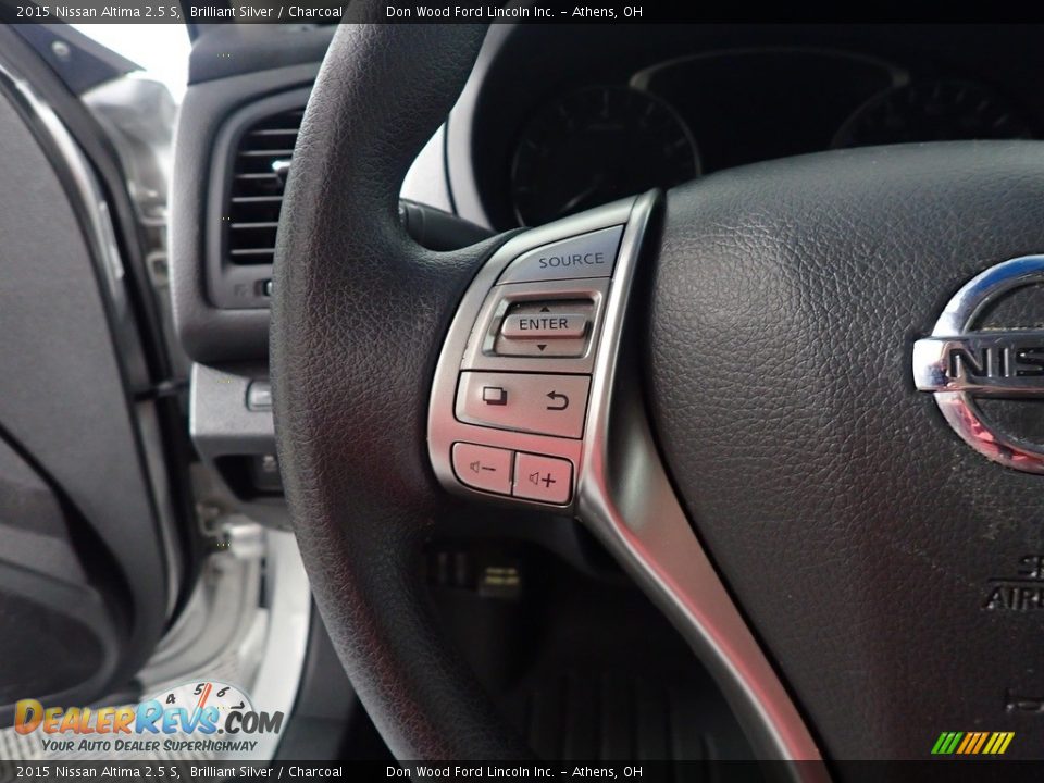 2015 Nissan Altima 2.5 S Brilliant Silver / Charcoal Photo #28