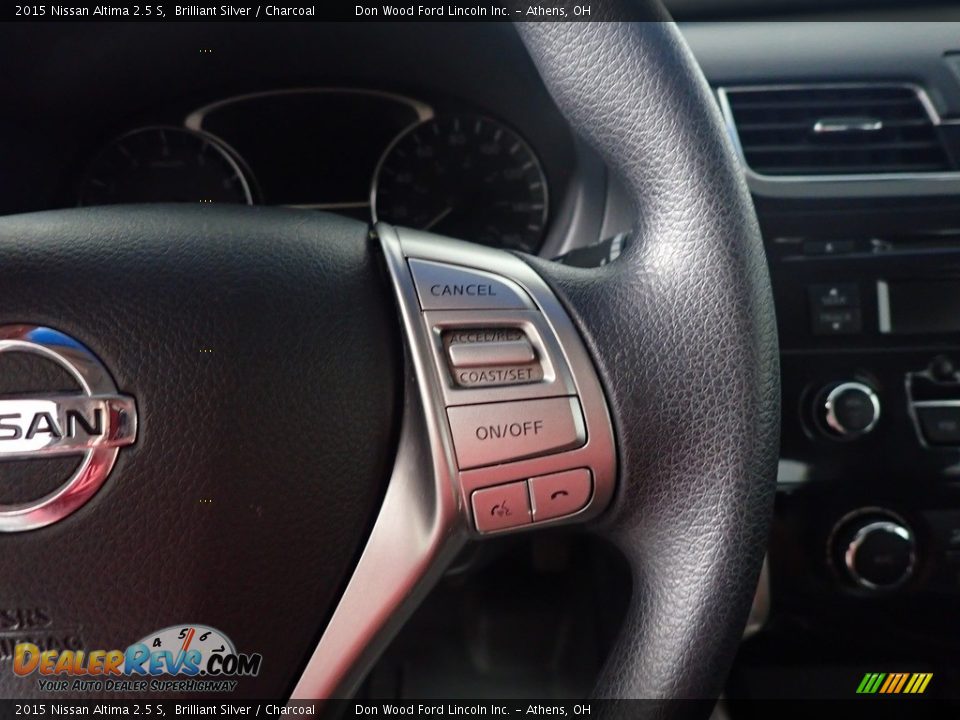 2015 Nissan Altima 2.5 S Brilliant Silver / Charcoal Photo #29