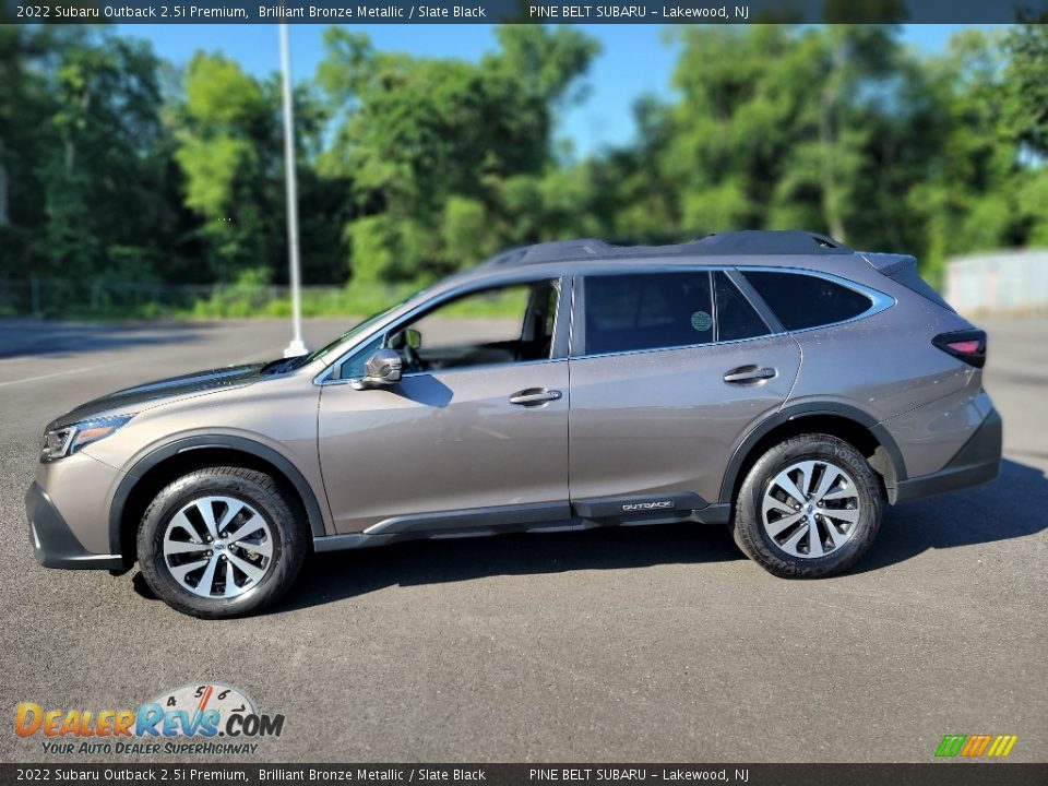 2022 Subaru Outback 2.5i Premium Brilliant Bronze Metallic / Slate Black Photo #17