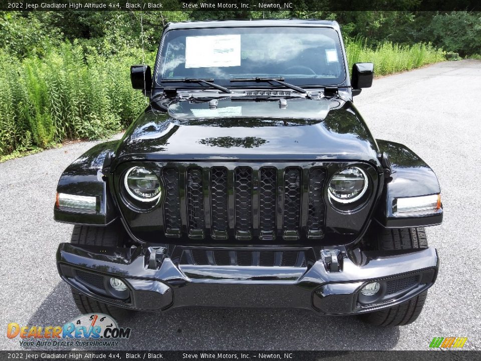 2022 Jeep Gladiator High Altitude 4x4 Black / Black Photo #3