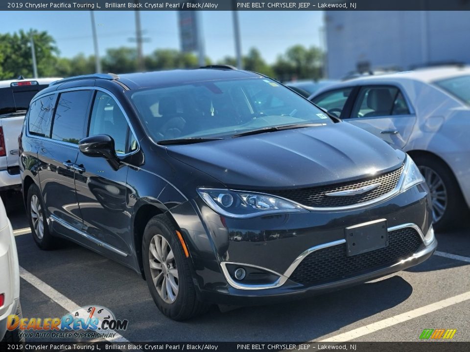 2019 Chrysler Pacifica Touring L Brilliant Black Crystal Pearl / Black/Alloy Photo #3