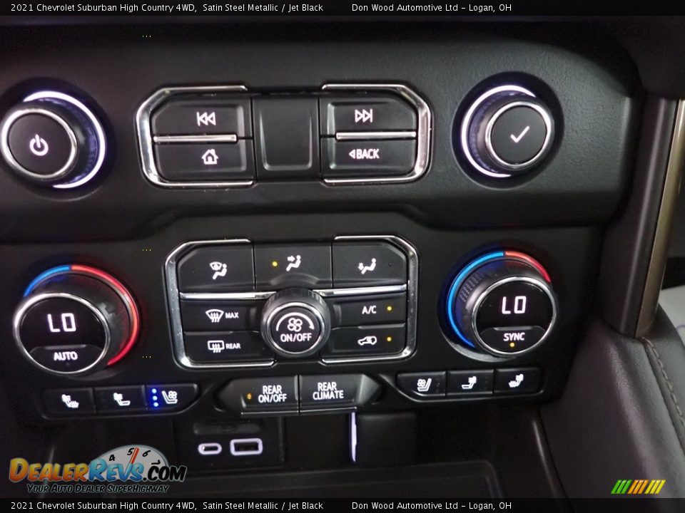 Controls of 2021 Chevrolet Suburban High Country 4WD Photo #23