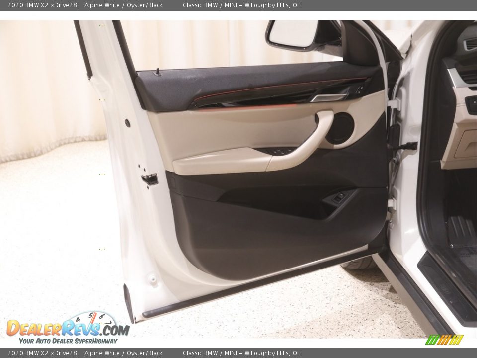 2020 BMW X2 xDrive28i Alpine White / Oyster/Black Photo #4