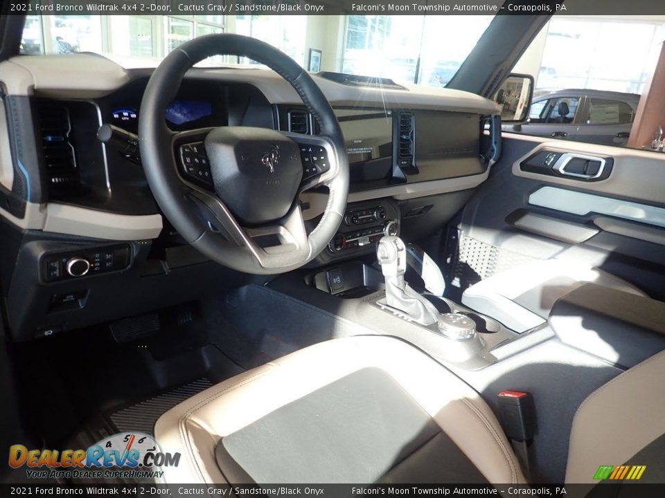 Sandstone/Black Onyx Interior - 2021 Ford Bronco Wildtrak 4x4 2-Door Photo #17